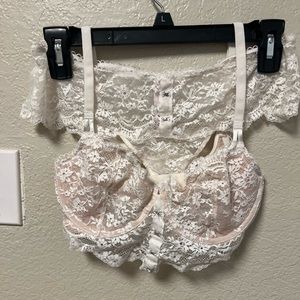 Victoria’s Secret Very Sexy set